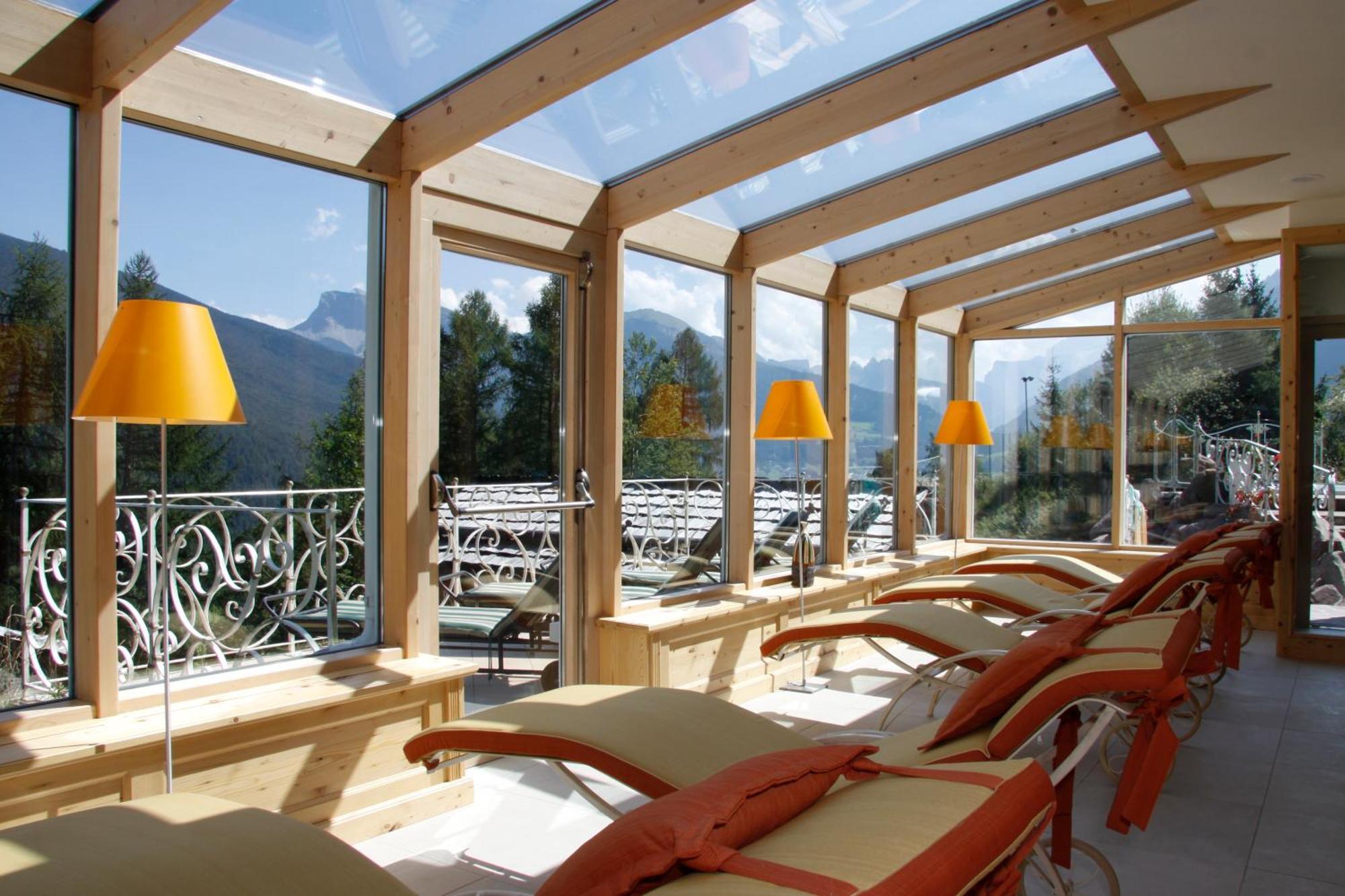 Hotel Albion Mountain Spa Resort Dolomites Ortisei Exterior foto